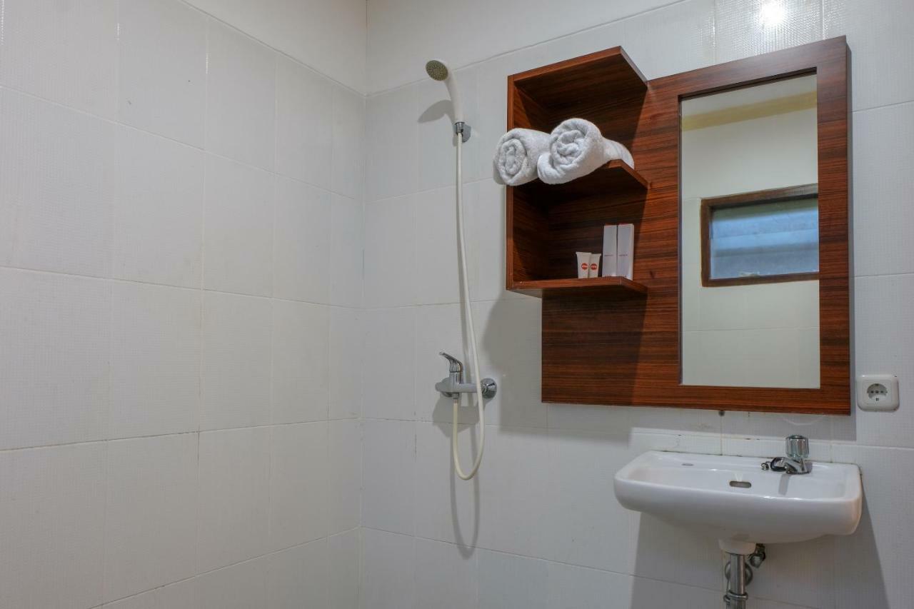 Friends Beach Hotel Kuta  Zewnętrze zdjęcie