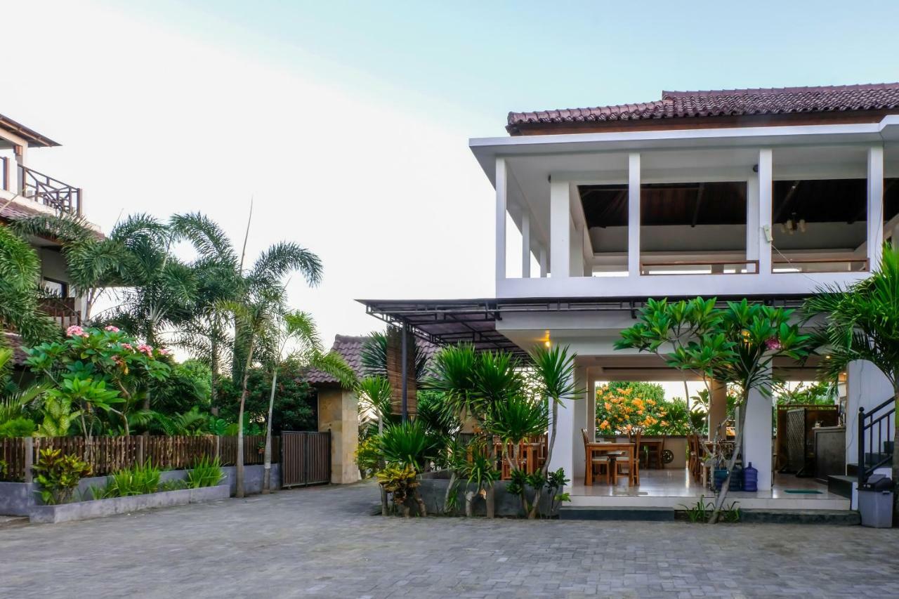 Friends Beach Hotel Kuta  Zewnętrze zdjęcie