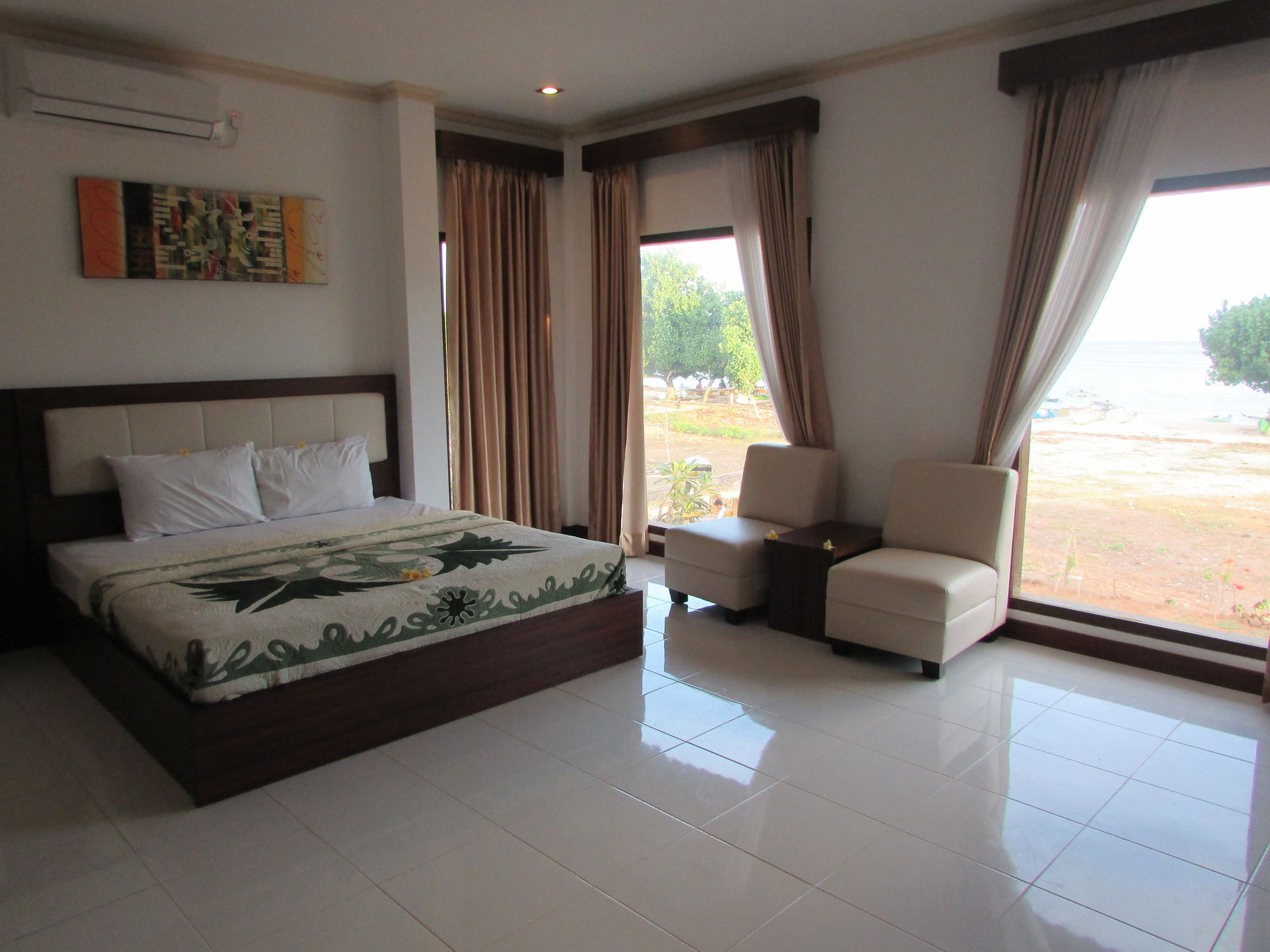 Friends Beach Hotel Kuta  Zewnętrze zdjęcie